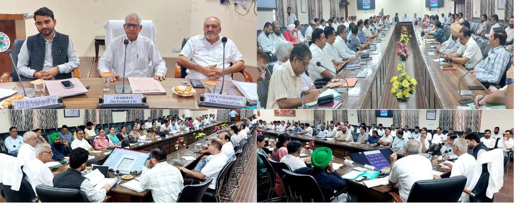 ज़िला परिषद ऊना की त्रैमासिक बैठक संपन्न विकास कार्यों में समन्वय पारदर्शिता और जनहित पर दिया विशेष बल